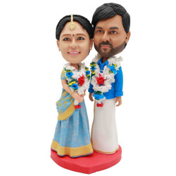 sweet couple in beautiful clothes and garlands custom figure bobblehead